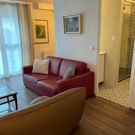 Le Rossignol شقة *